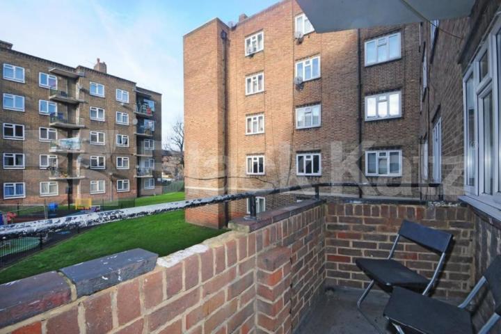 Location, location, location  Balin House Long Lane, London Bridge / Borough 